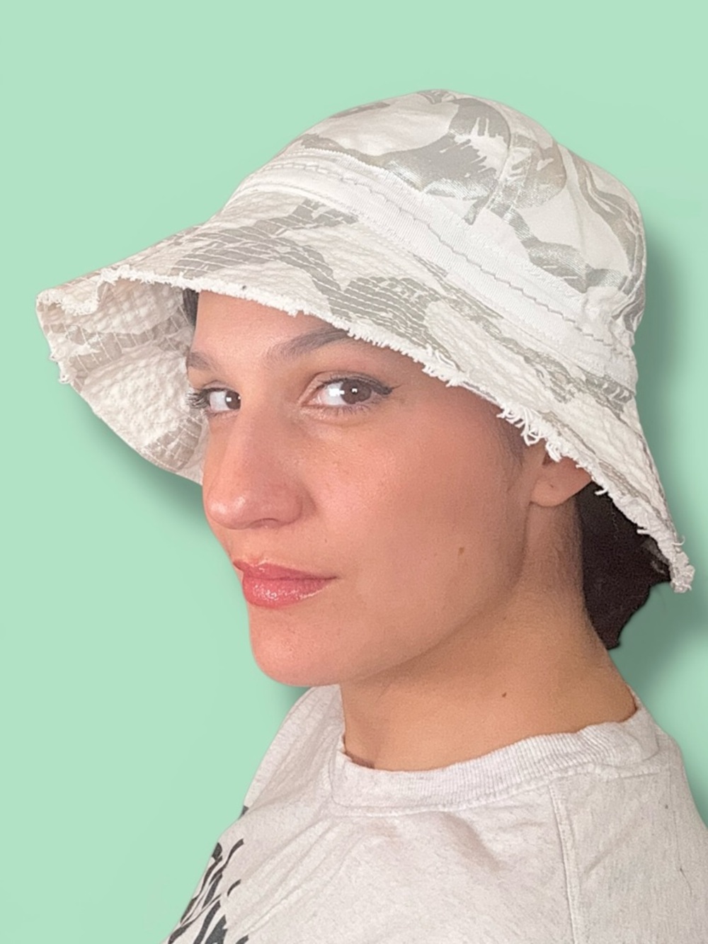 Coach Scribble Bucket Hat Silver White Metallic Logo Print Y2K Sun Hat Size M/L - Picture 3 of 8